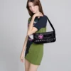 Bolso bandolera con cinturón de cuero