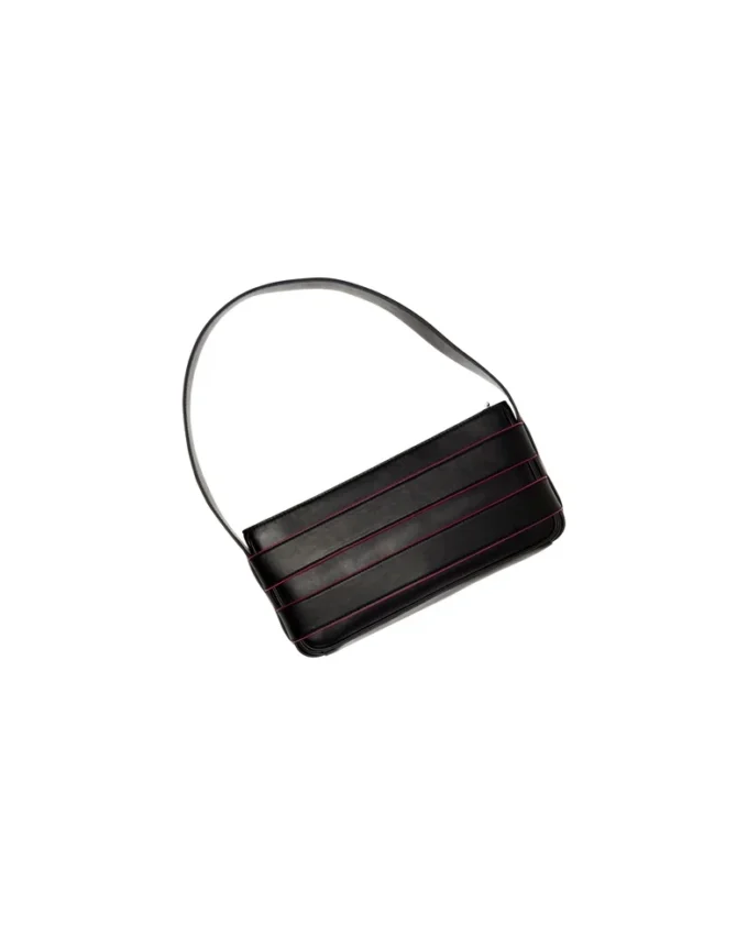 Bolso bandolera con cinturón de cuero