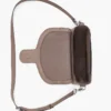 Bolso tipo bandolera grande Pebble Bolso tipo bandolera grande Pebble