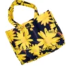 Bolso tote con estampado floral láser