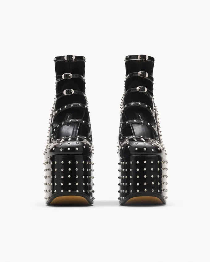 Botines Kiki con tachuelas glamurosas Botines Kiki con tachuelas glamurosas