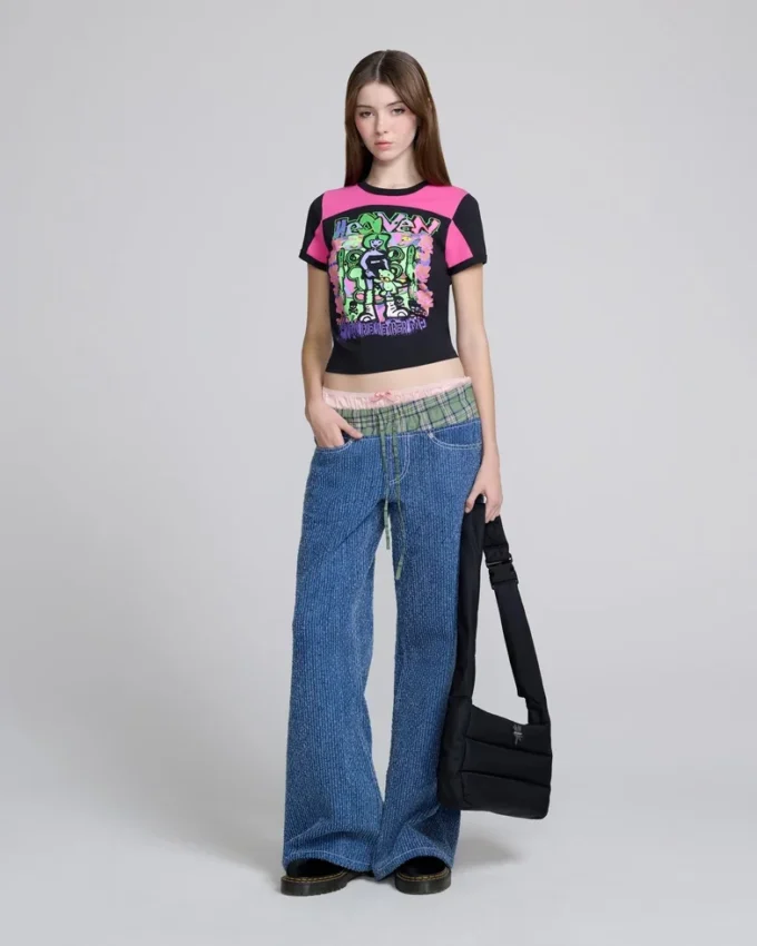 Camiseta con panel Do U Remember Camiseta con panel Do U Remember