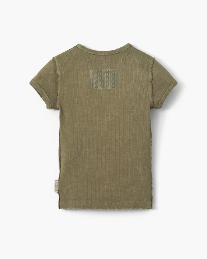 Camiseta encogida grunge Camiseta encogida grunge