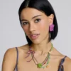 Collar con dije de goma