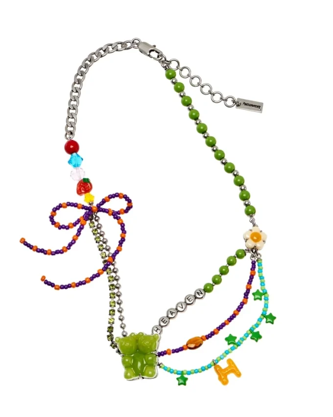 Collar con dije de goma