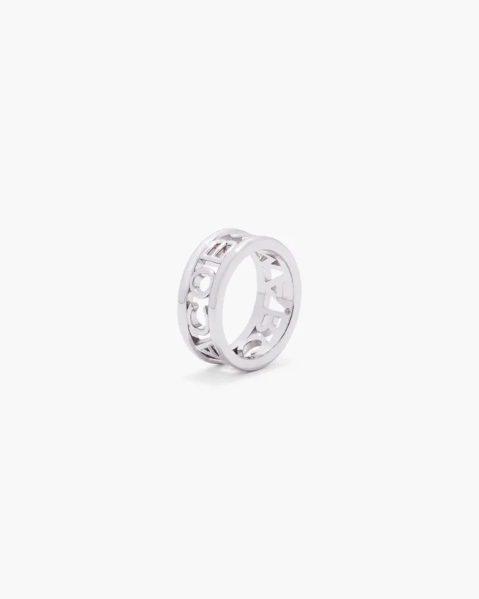 El anillo con Monogram El anillo con Monogram