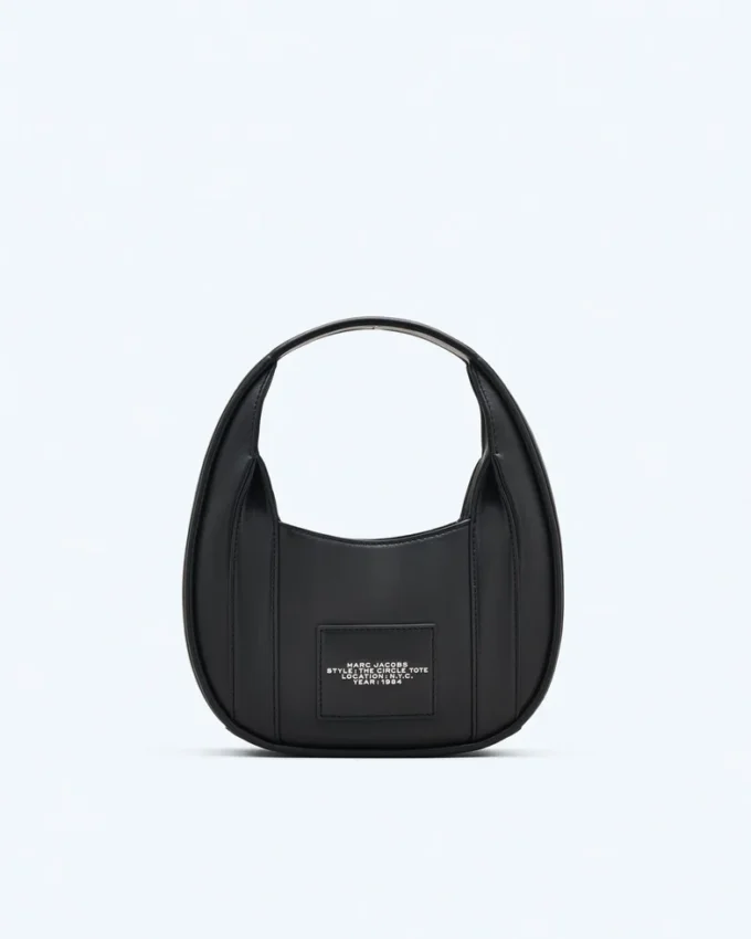 El bolso Circle de Mowalola