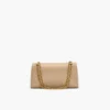 El bolso mini con doble cadena El bolso mini con doble cadena