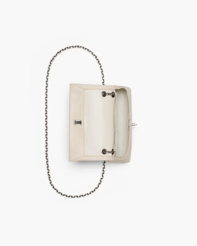 El bolso mini con doble cadena El bolso mini con doble cadena