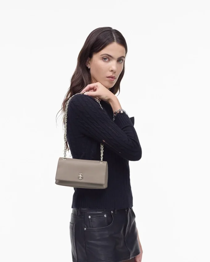 El bolso mini con doble cadena