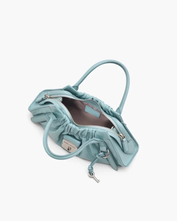 El bolso pequeño Cristina