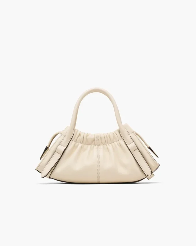 El bolso pequeño Cristina