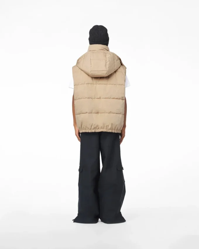 El chaleco acolchado oversize El chaleco acolchado oversize