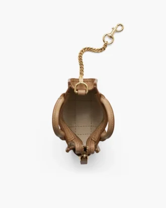 El charm para bolso Nano Tote Bag