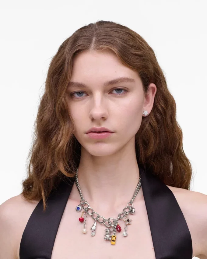 El collar Trinket Charm