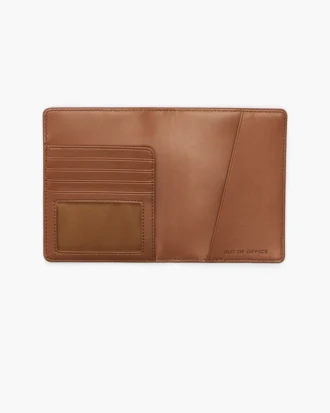 El estuche para pasaporte