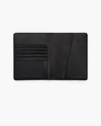 El estuche para pasaporte