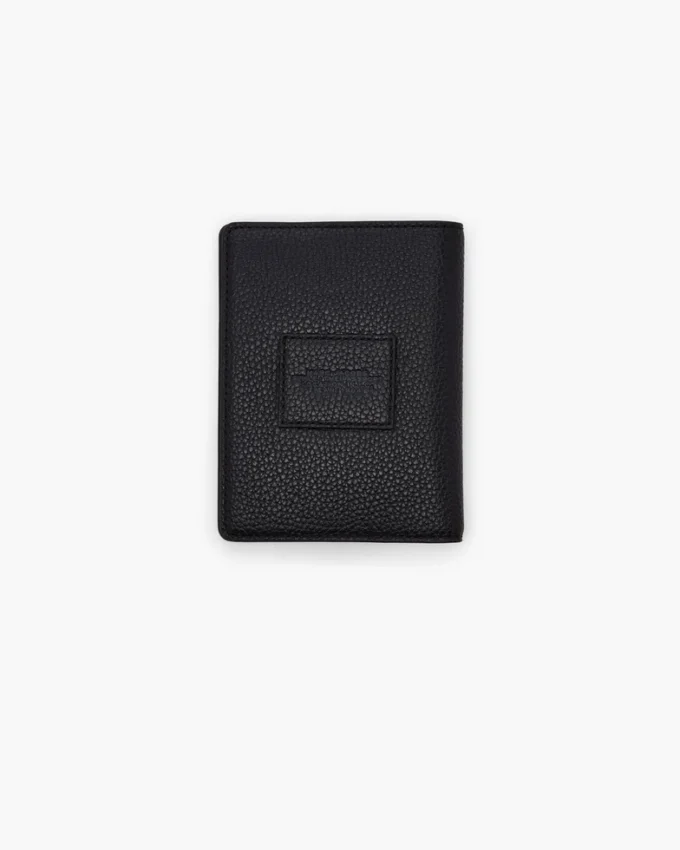 El estuche para pasaporte