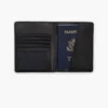 El estuche para pasaporte