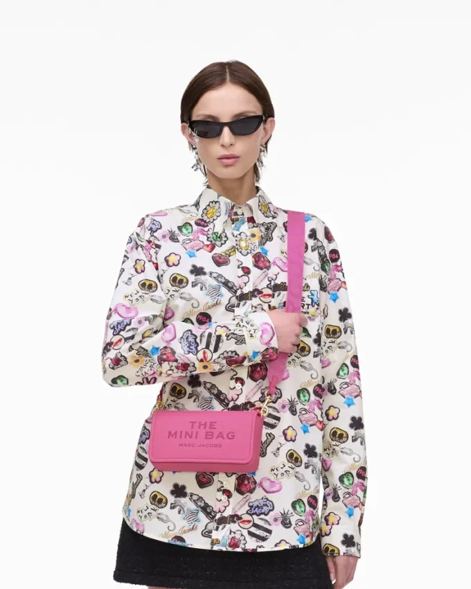 El mini bolso de piel El mini bolso de piel