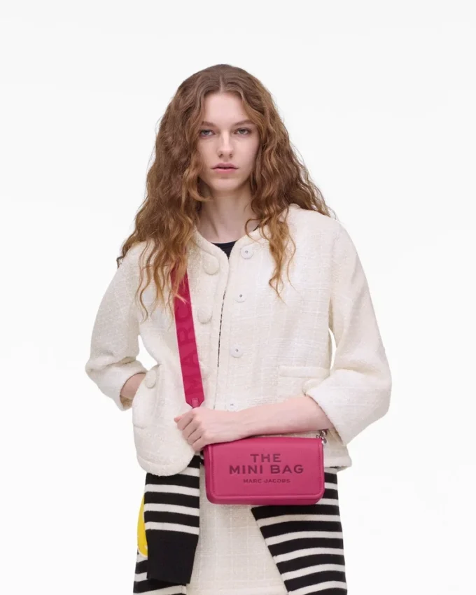 El mini bolso de piel