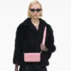 El mini bolso de piel