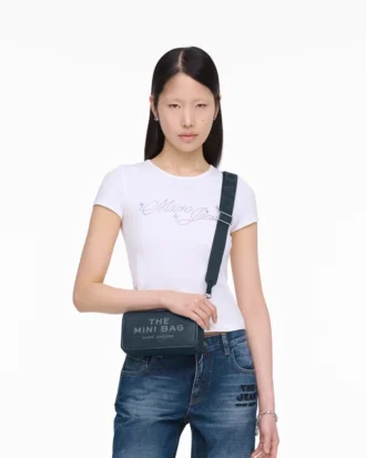 El mini bolso de piel