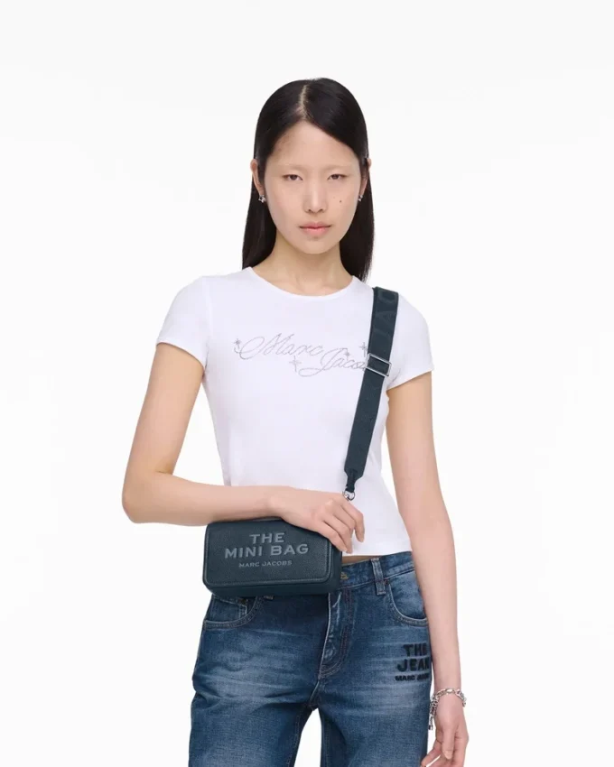 El mini bolso de piel