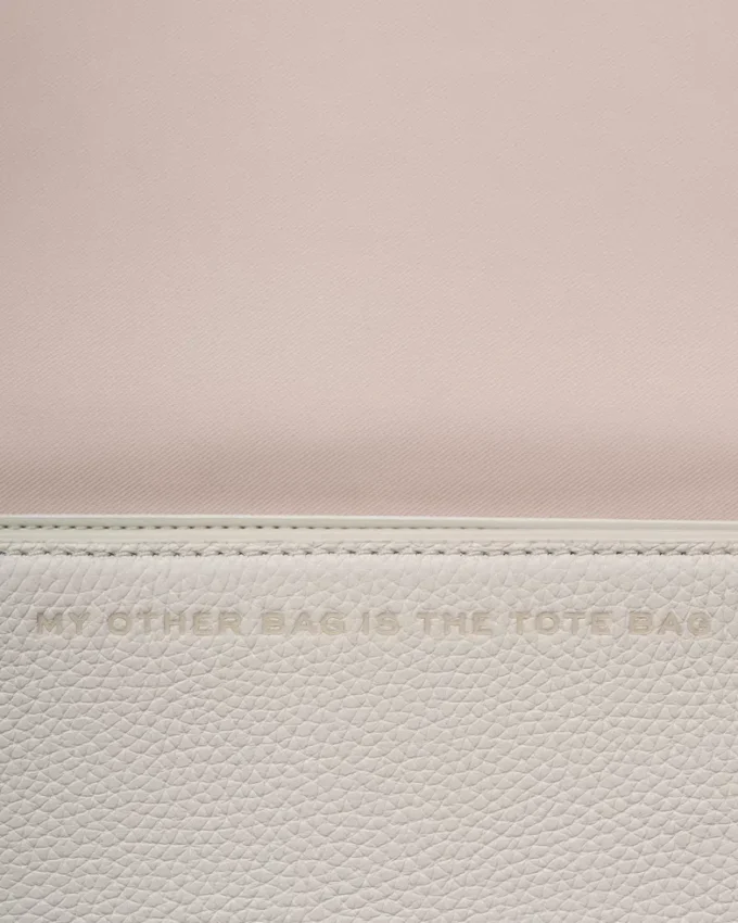 El mini bolso de piel El mini bolso de piel