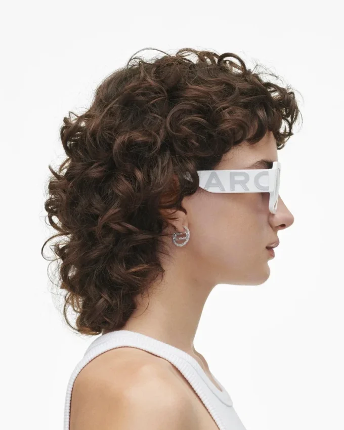 Gafas de sol cuadradas con espejo y logotipo llamativo Gafas de sol cuadradas con espejo y logotipo llamativo
