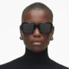 Gafas de sol cuadradas con logotipo llamativo Gafas de sol cuadradas con logotipo llamativo