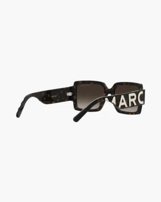 Gafas de sol cuadradas con logotipo llamativo
