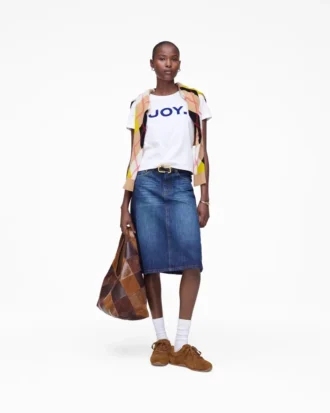 Joy. Camiseta ajustada