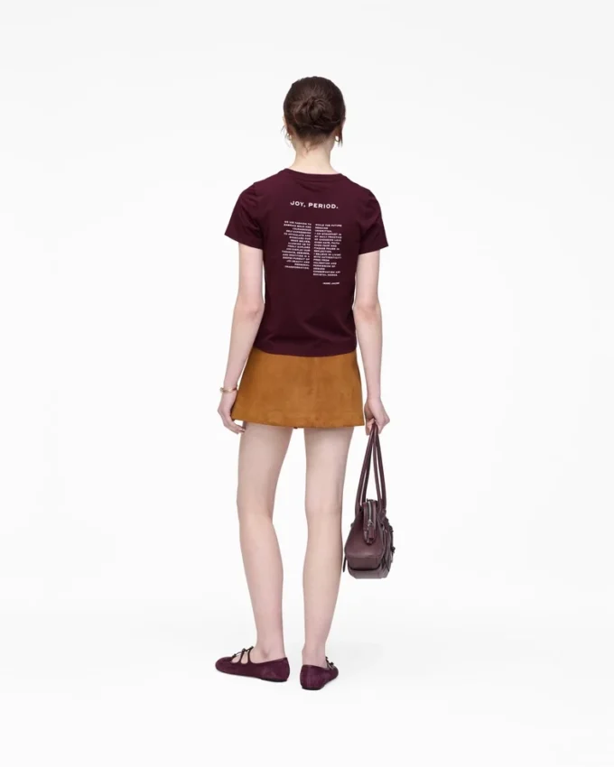 Joy. Camiseta ajustada Joy. Camiseta ajustada