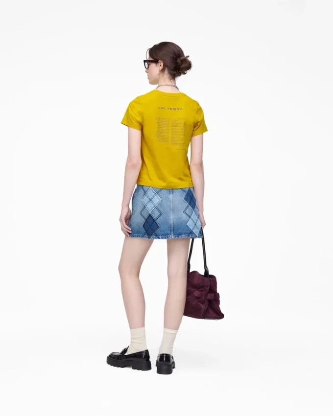 Joy. Camiseta ajustada Joy. Camiseta ajustada