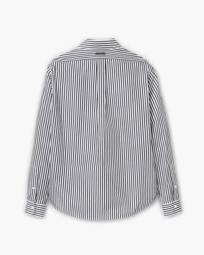 La camisa a rayas La camisa a rayas