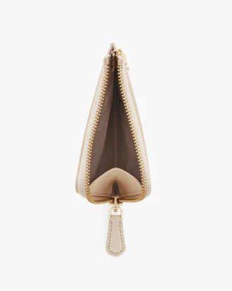 La cartera con cremallera superior para el día a día