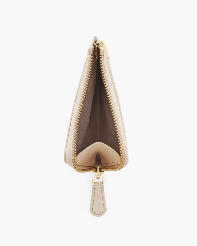 La cartera con cremallera superior para el día a día La cartera con cremallera superior para el día a día