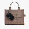 La cartera con cremallera superior para el día a día