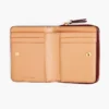 La mini cartera compacta de piel La mini cartera compacta de piel