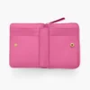 La mini cartera compacta de piel La mini cartera compacta de piel