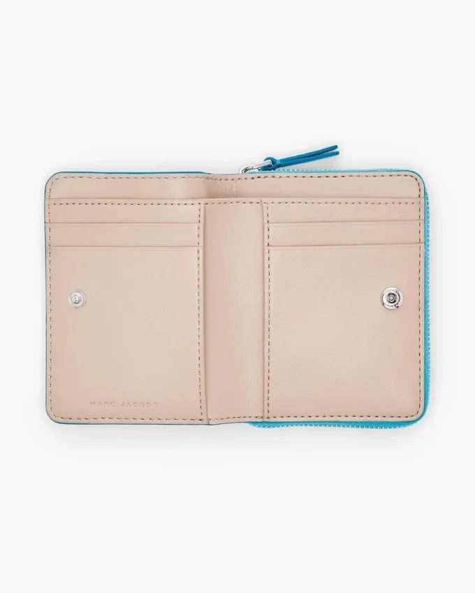 La mini cartera compacta de piel La mini cartera compacta de piel