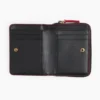 La mini cartera compacta de piel