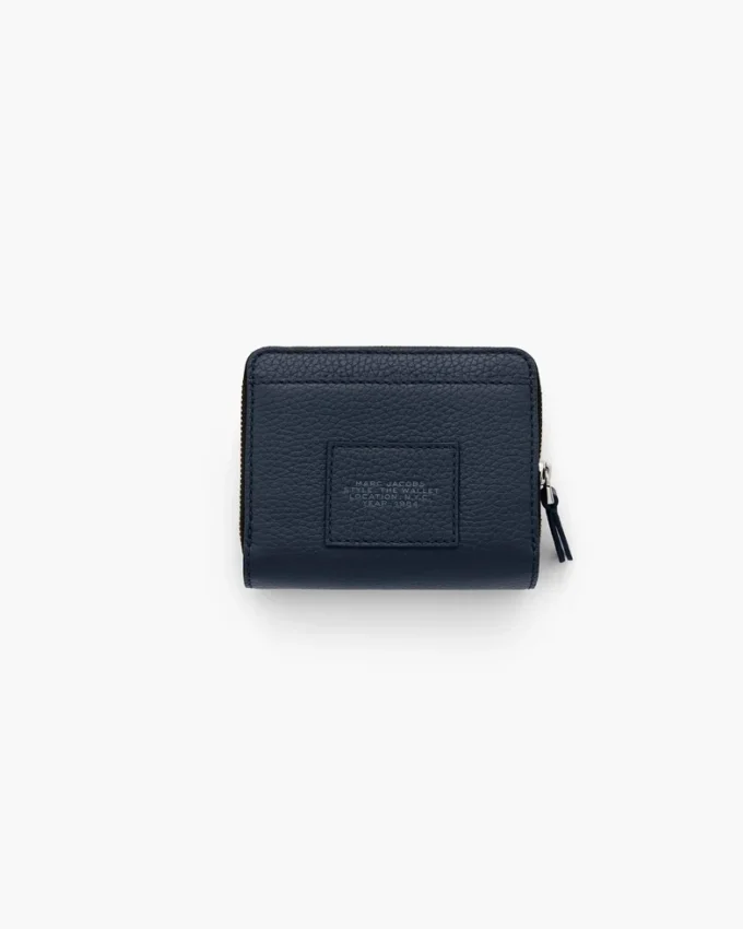 La mini cartera compacta de piel La mini cartera compacta de piel