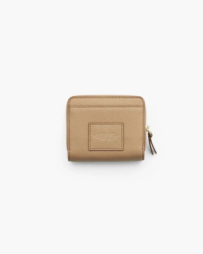 La mini cartera compacta de piel La mini cartera compacta de piel