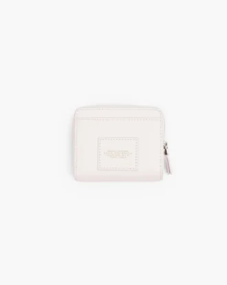 La mini cartera compacta de piel