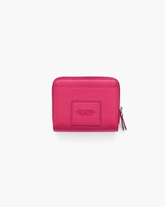 La mini cartera compacta de piel