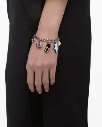 La pulsera con dijes Sticker
