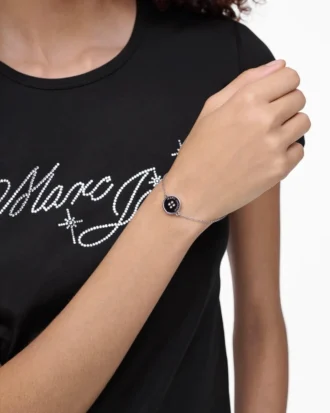 La pulsera de cadena con botones La pulsera de cadena con botones