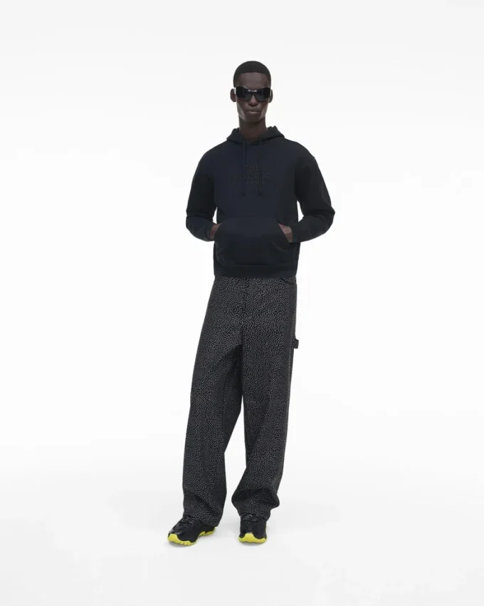 La sudadera con capucha La sudadera con capucha